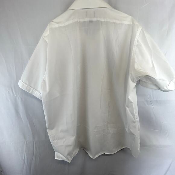 PUritan Men's White Shirt button-up 17 1/2  51" USA made pocket short sleeve - Picture 2 of 11